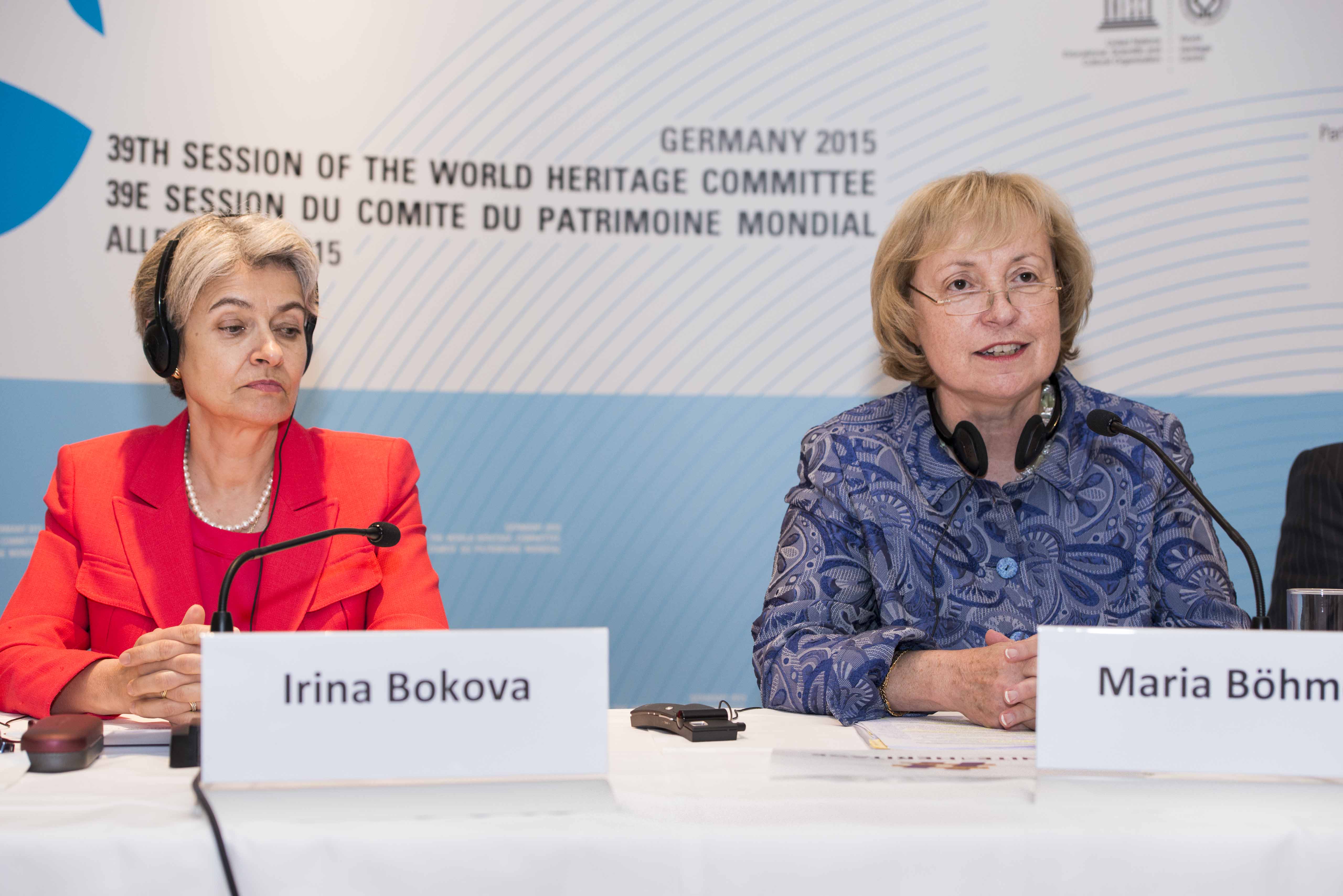 © DUK/Kolja Matzke: UNESCO-Generaldirektorin Irina Bokova und Staatsministerin Böhmer
